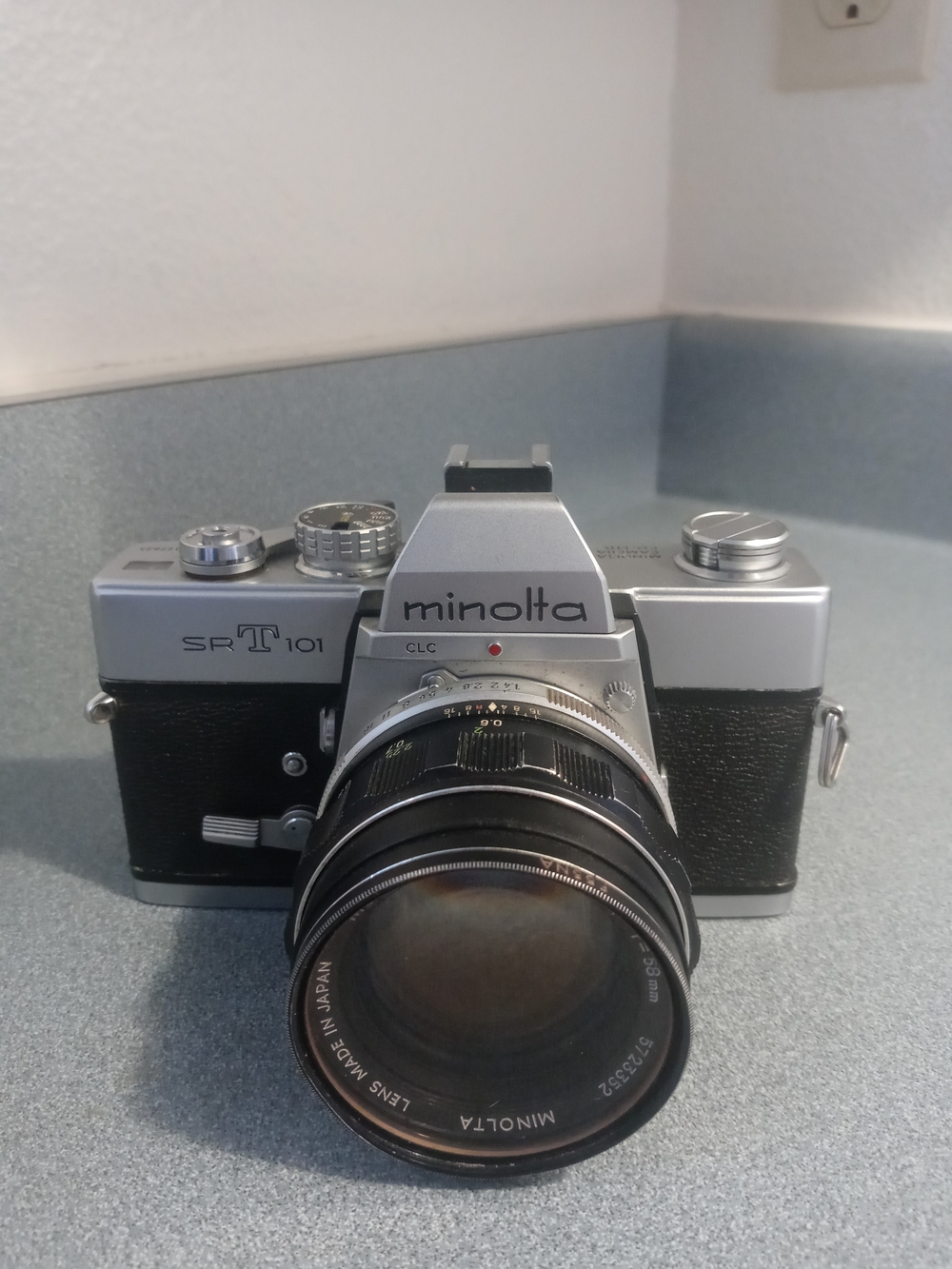 Minolta SR-T 101 35mm Film Camera — Silver and Black